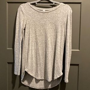 Old navy long sleeve shirt